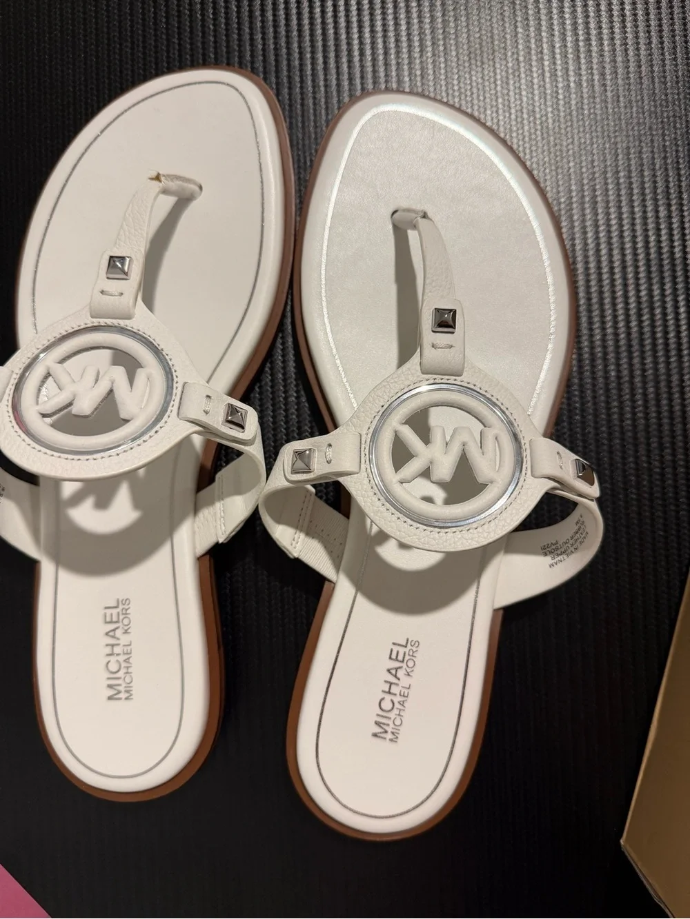Michael Kors White Leather Logo Circle Thong Sandals